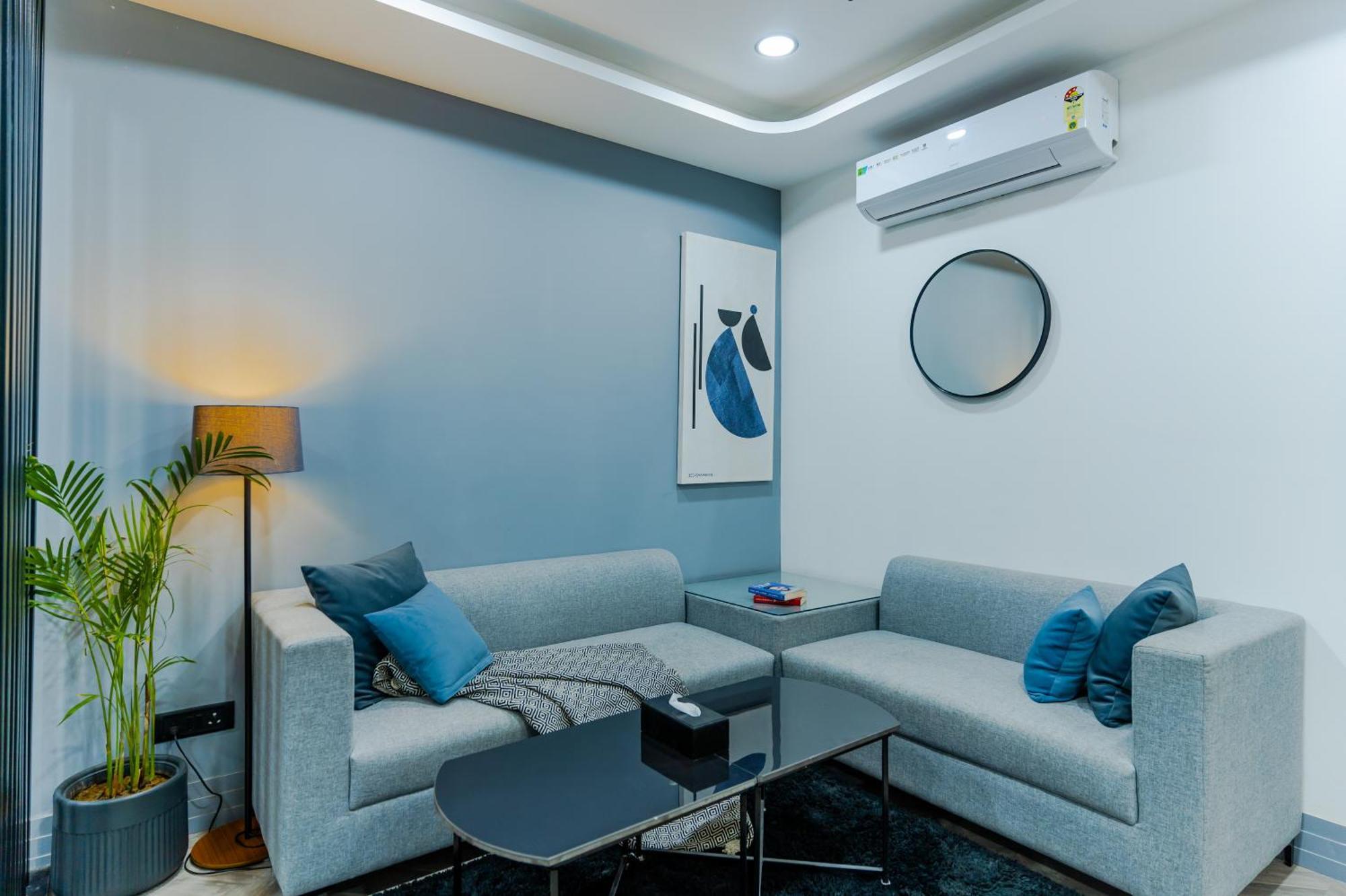 Bedchambers Luxury Apartment Near Golf Course Road Ґурґаон Екстер'єр фото