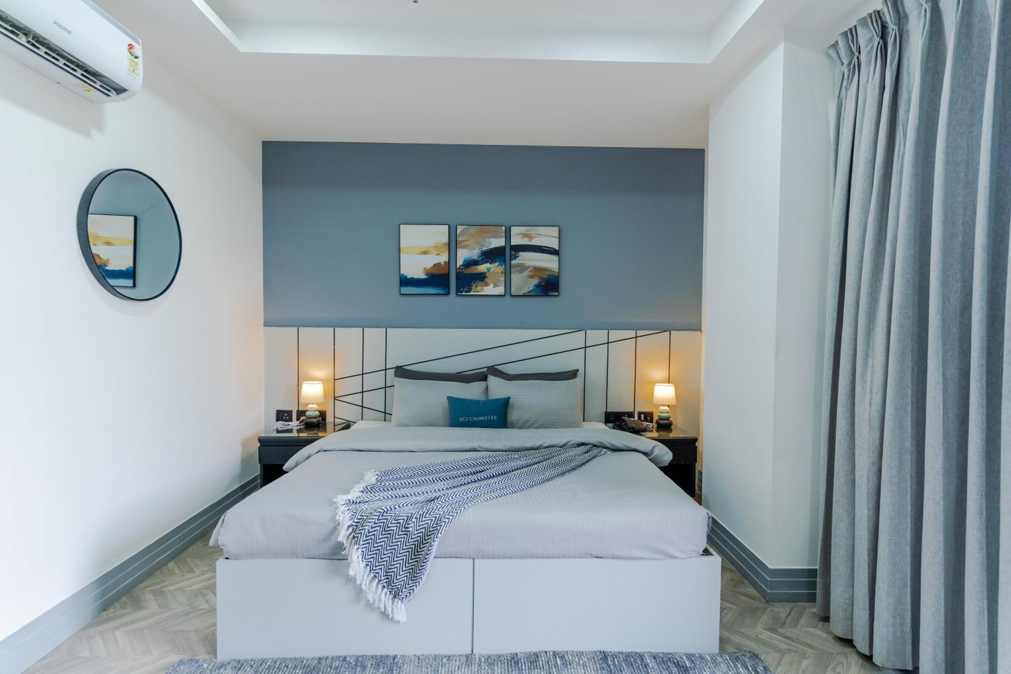 Bedchambers Luxury Apartment Near Golf Course Road Ґурґаон Екстер'єр фото